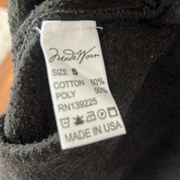 MADEWORN DAVID BOWIE size small cropped crew neck sweater